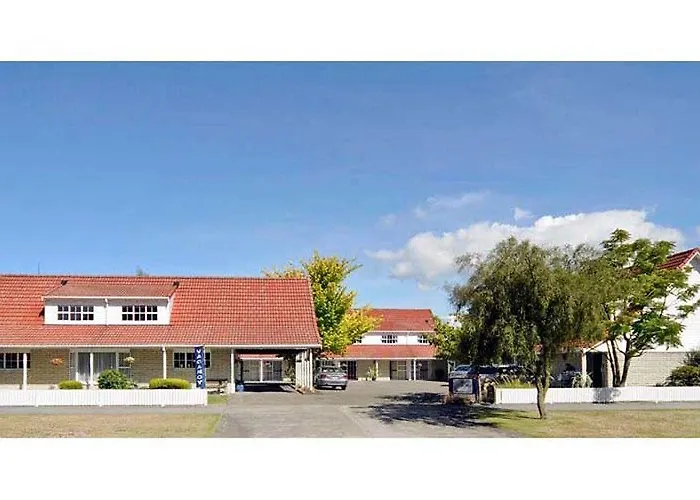 Motel Midway